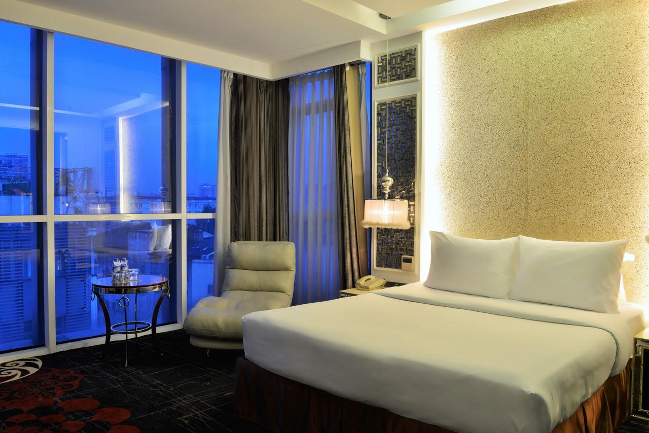 A&Em Hai Ba Trung Hotel Хошимин Экстерьер фото