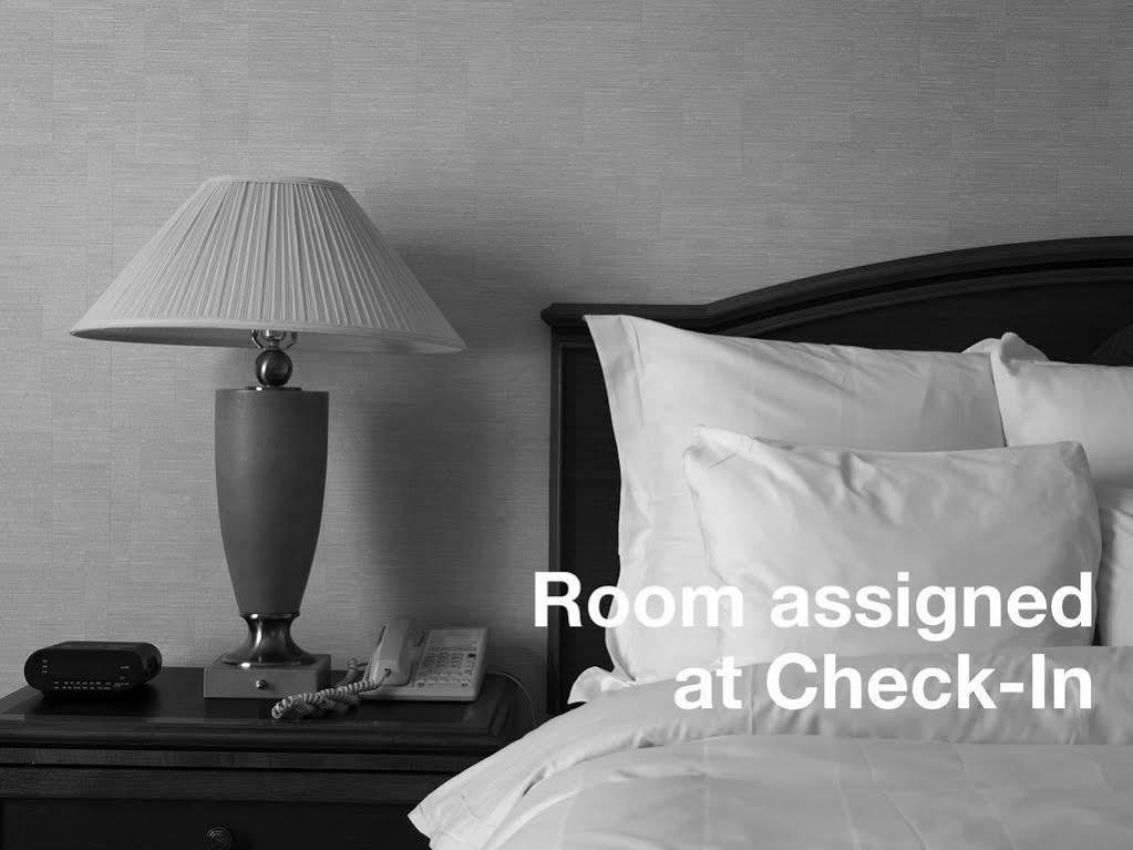 A&Em Hai Ba Trung Hotel Хошимин Экстерьер фото